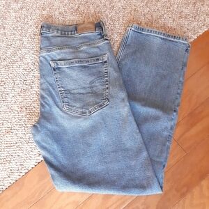 American Eagle 90's Straight Jeans size 2 Short